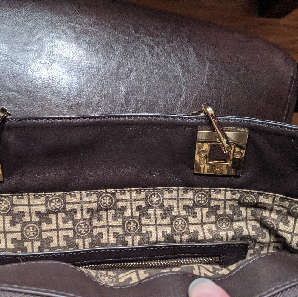 HTF Tory Burch Chain Leather Tote Authentic! SALE - Picture 6 of 13